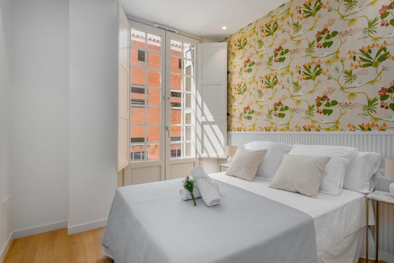 Apartamento ático Plaza Del Teatro 3 *